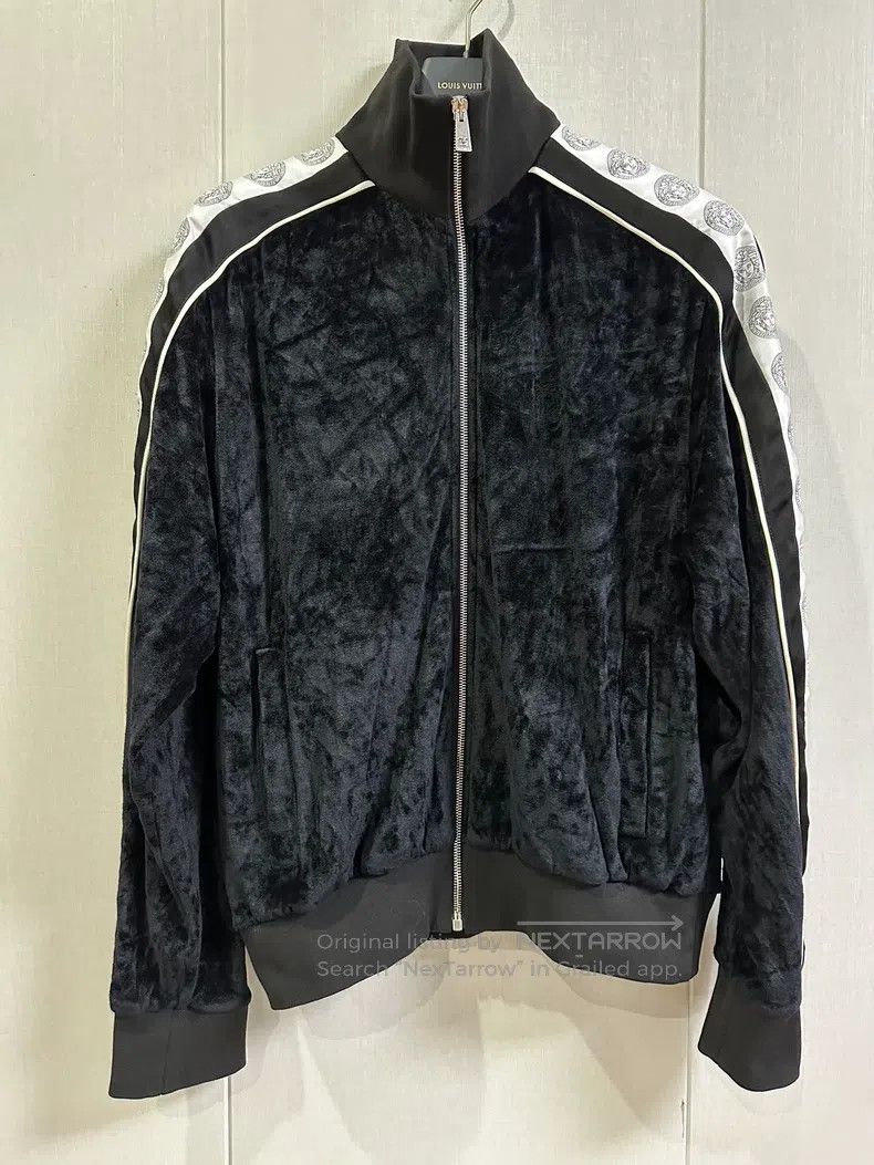 Versace Versace Velvet skewer Medusa avatar coat Size US S / EU 44-46 / 1 - 1 Thumbnail