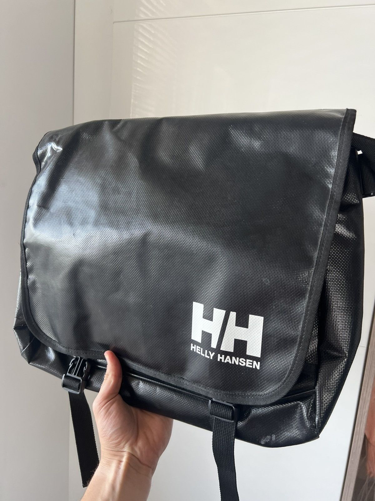 Helly Hansen Helly Hansen Tent Material Waterproof Y2k Rare Freitag Bag Size ONE SIZE - 1 Thumbnail