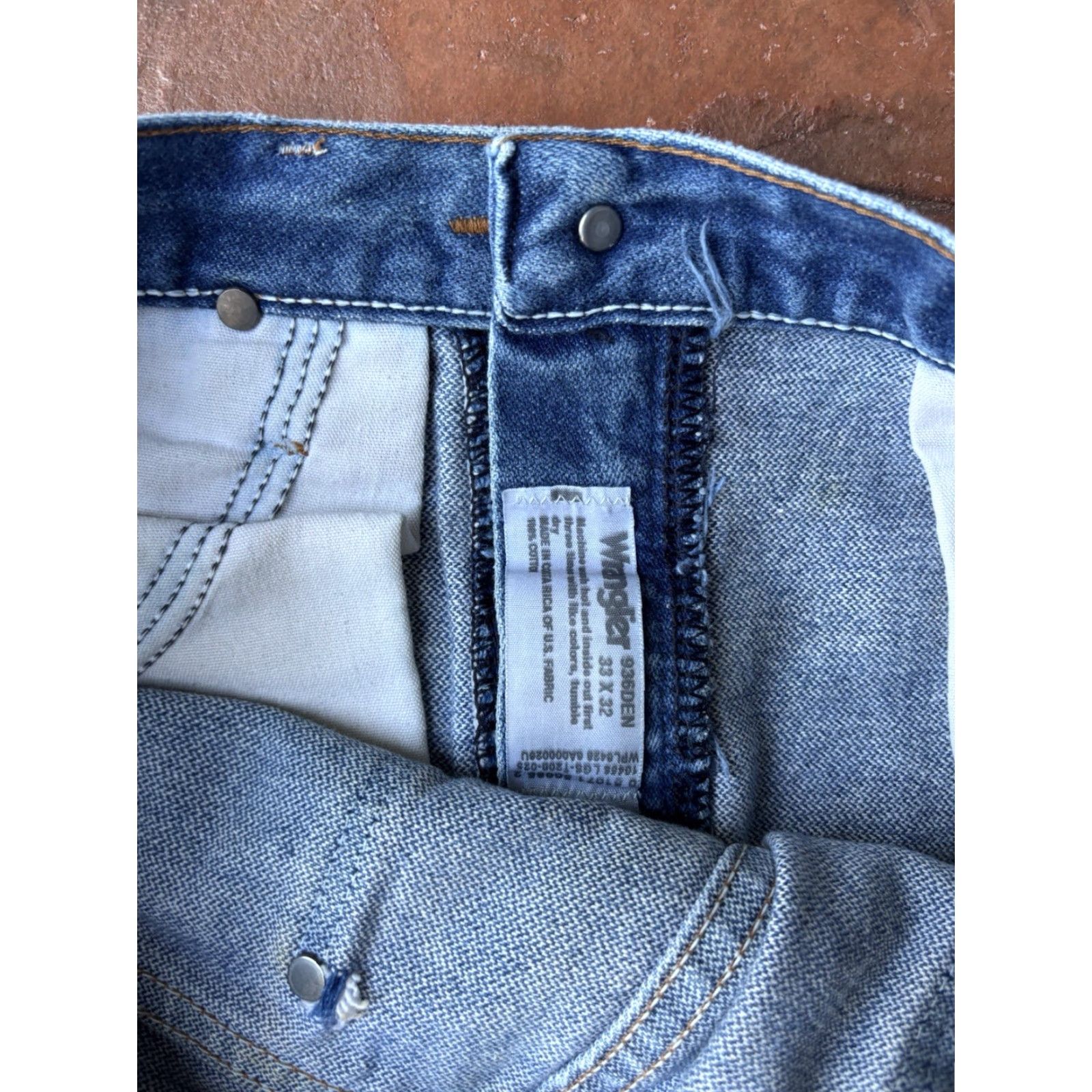 Wrangler VINTAGE Wrangler Jeans Men 33x32 Denim Distressed 80s 90s USA Western Straight Style Blue Cotton 5-Pocket Mens Size US 33 - 2 Thumbnail
