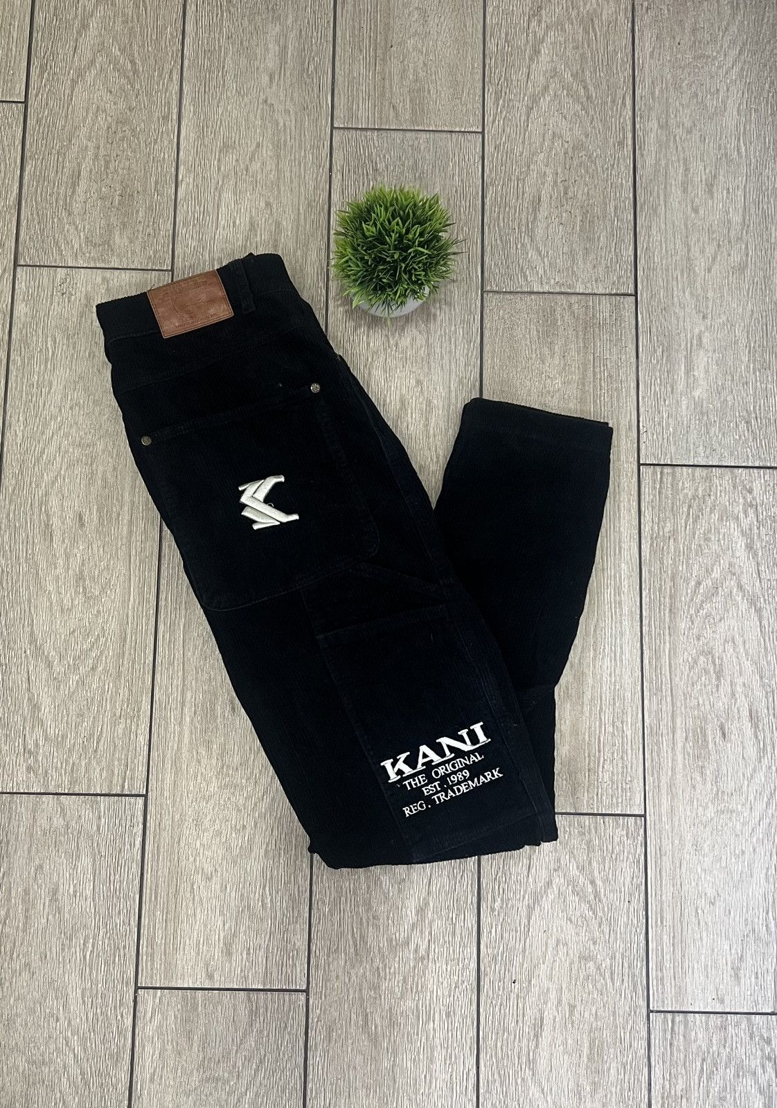 Jean × Karl Kani Karl Kani Jeans velvet Size 25" / US 0 / IT 36 - 1 Thumbnail