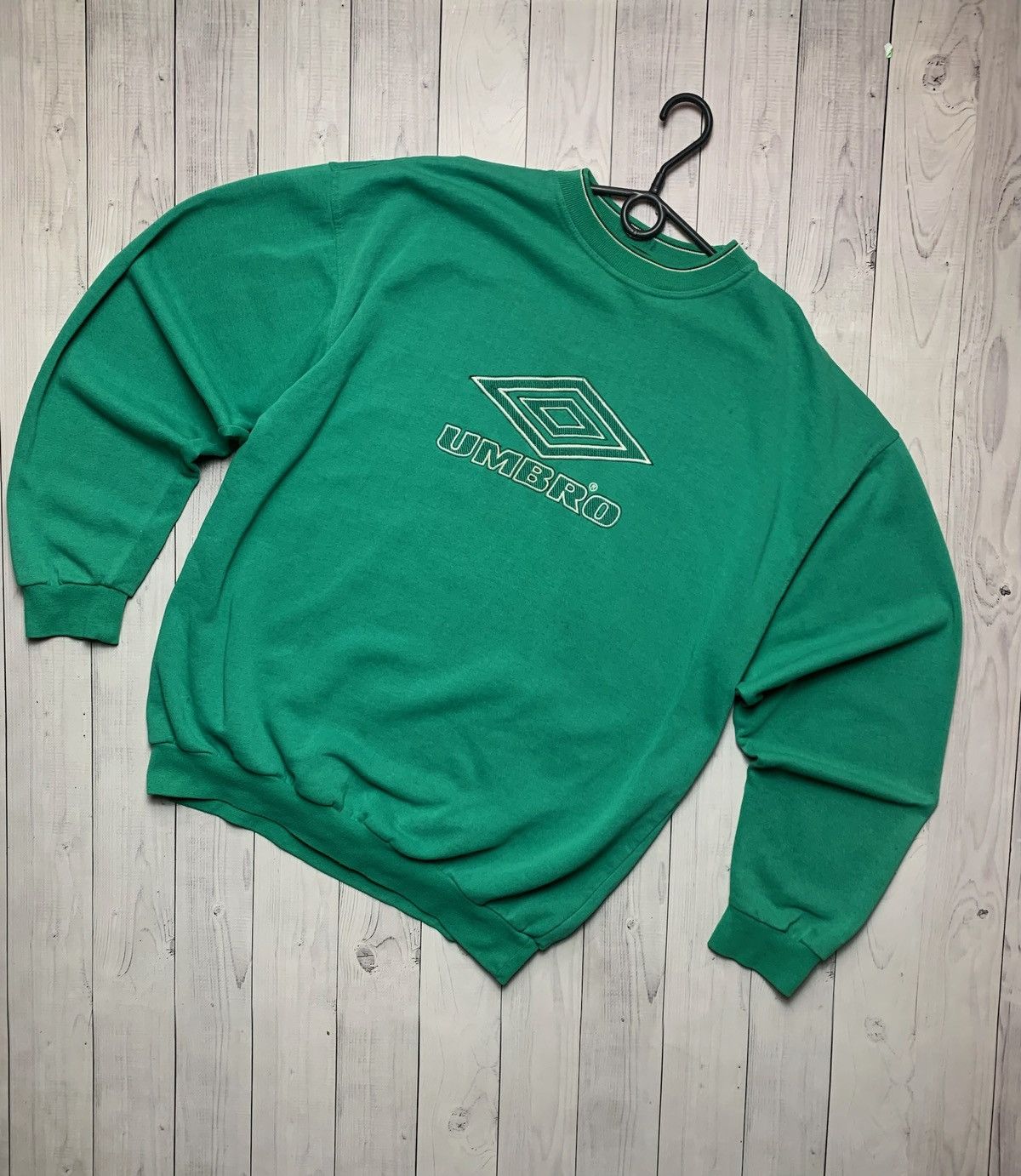 Streetwear Umbro Vintage Vintage Umbro Sweatshirt green rare big logo Celtic size XL Grailed