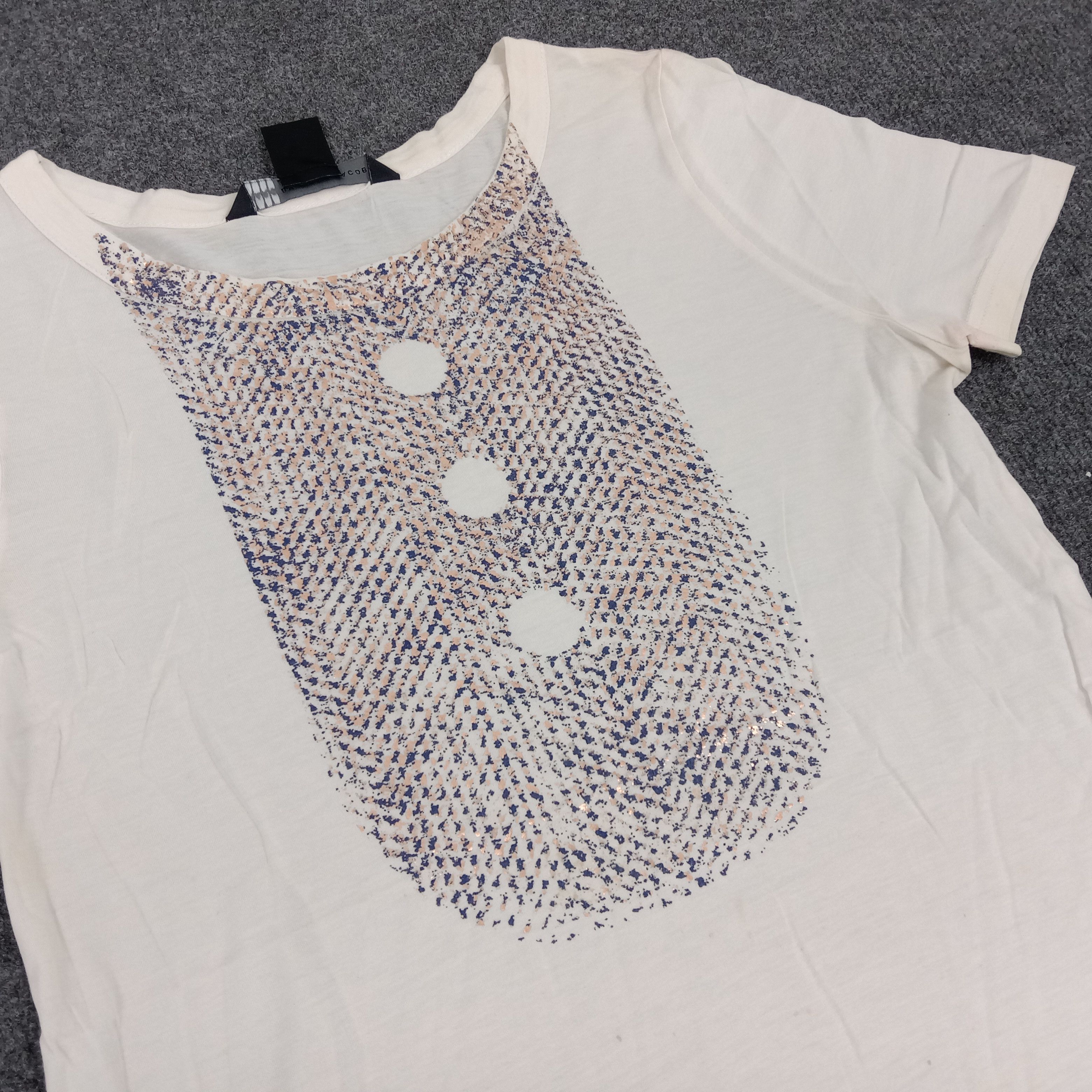 Designer × Marc by Marc Jacobs × Vintage Marc By Marc Jacobs Designer Art Tshirt Size XS / US 0-2 / IT 36-38 - 2 Thumbnail