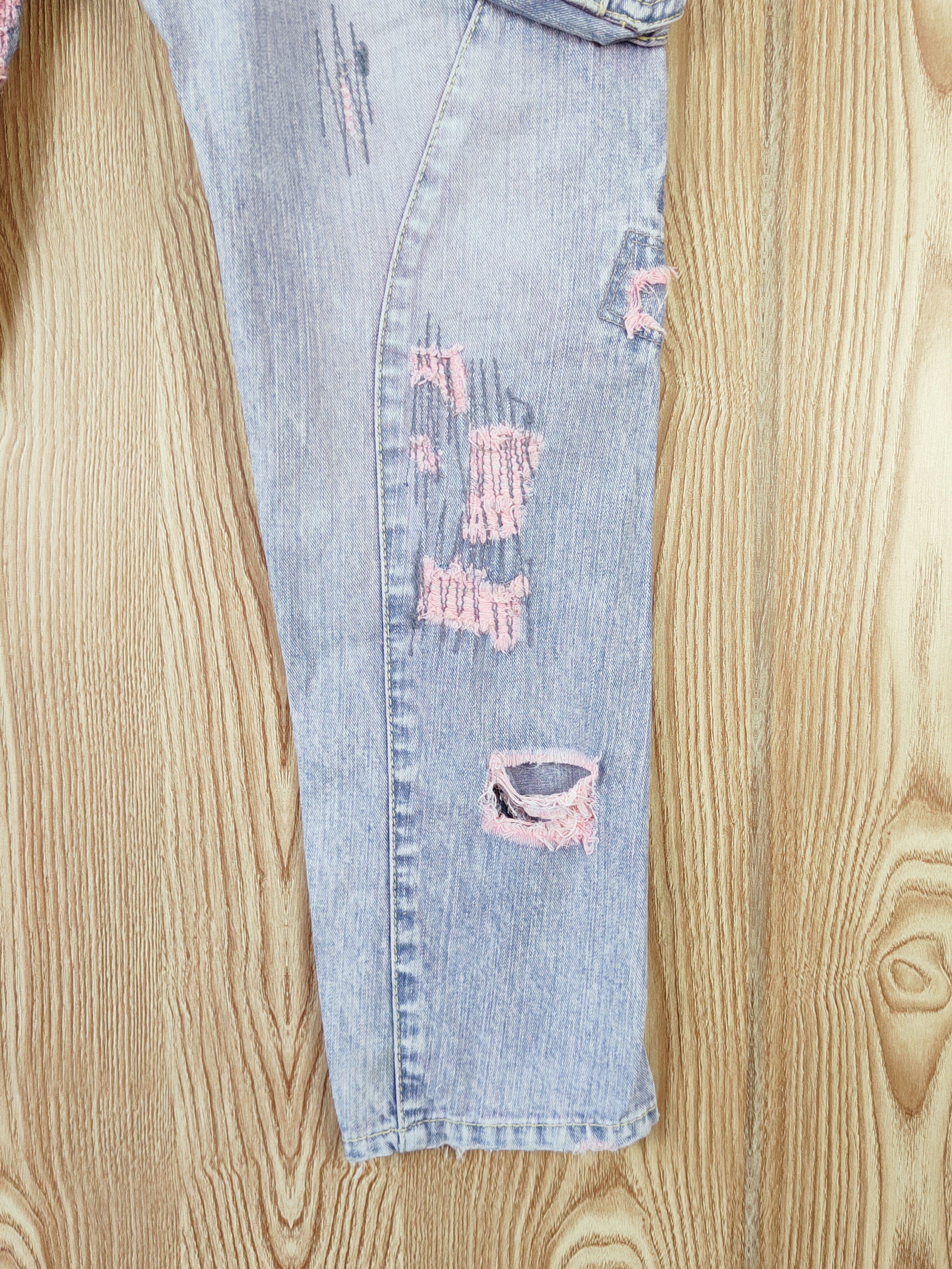 Japanese Brand Japanese Brand Blue Faded Distressed Ripped Jeans #W493 Size US 31 - 6 Thumbnail