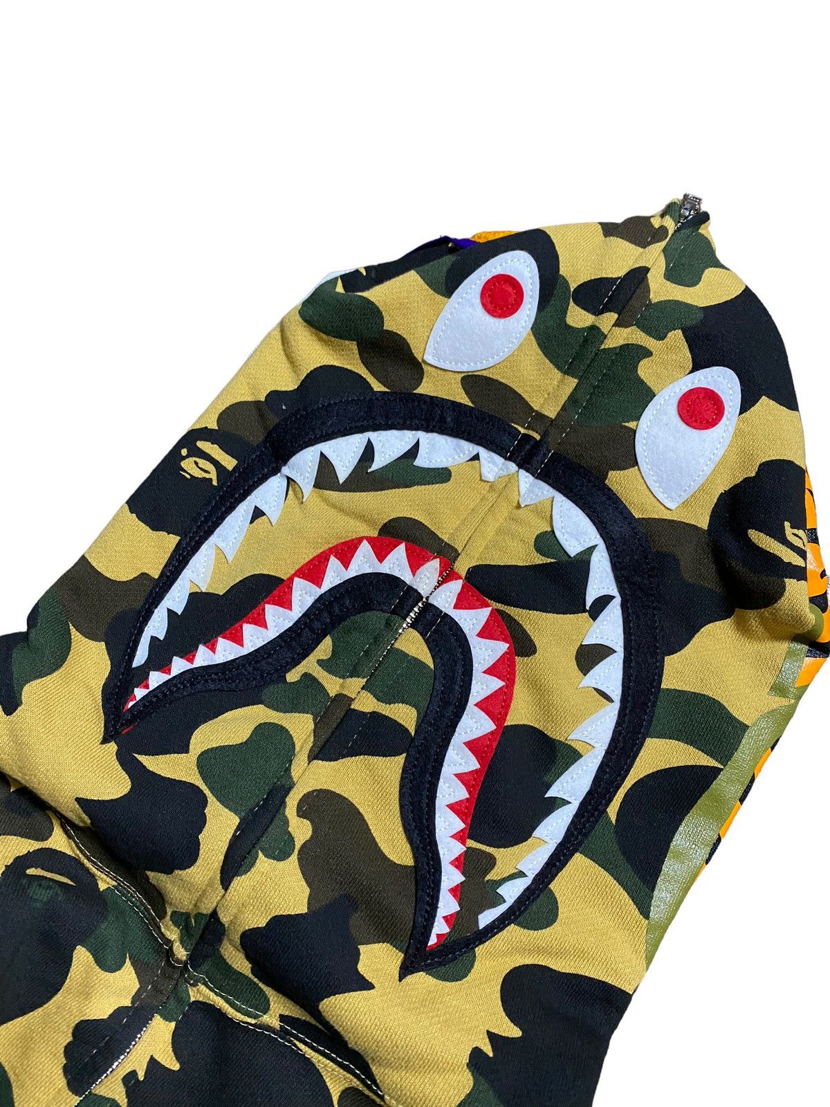 Bape 1st Camo Shark Full Zip Hoodie Size US M / EU 48-50 / 2 - 2 Thumbnail