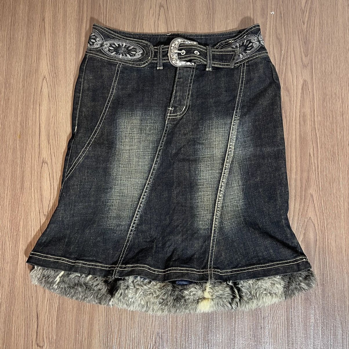 Japanese Brand Y2K Bangbang Blackwashed Fur Midi Skirt Size US 33 - 1 Thumbnail