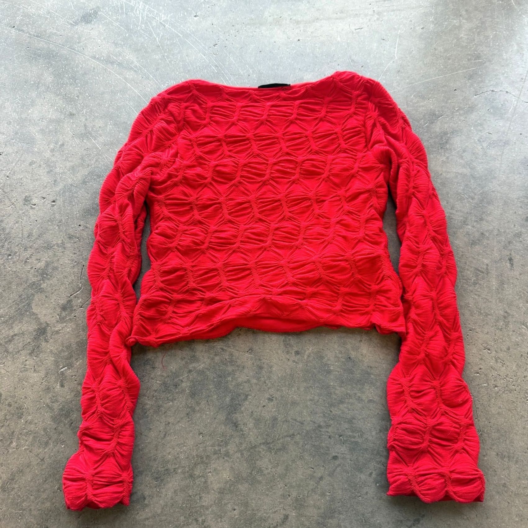 Vintage VINTAGE Y2k Bubble Red Tight Knit Textured Double Lined Longsleeve Womens Medium Blouse Size M / US 6-8 / IT 42-44 - 2 Thumbnail