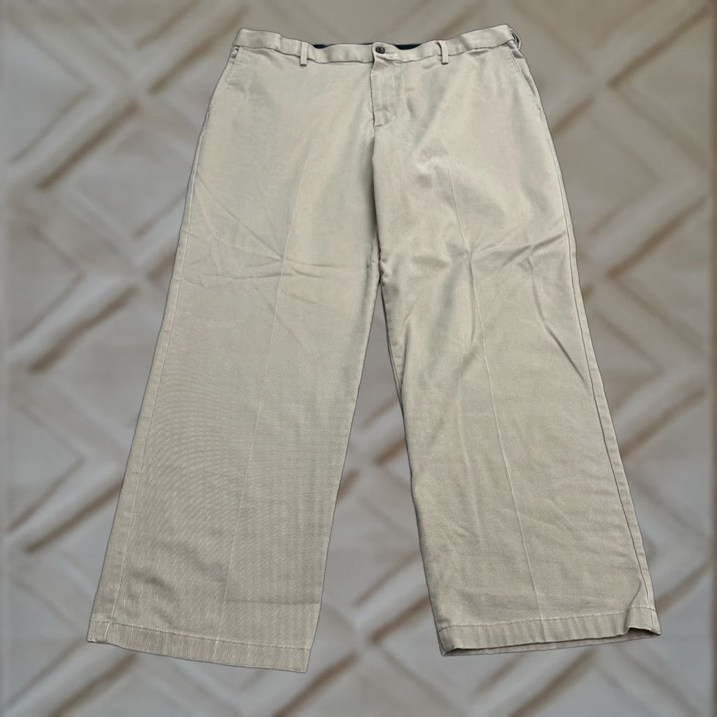 Dockers Dockers Relaxed Fit Khaki Pants Mens 40x32 Brown Straight Leg Flat Front Work Size US 40 / EU 56 - 1 Thumbnail