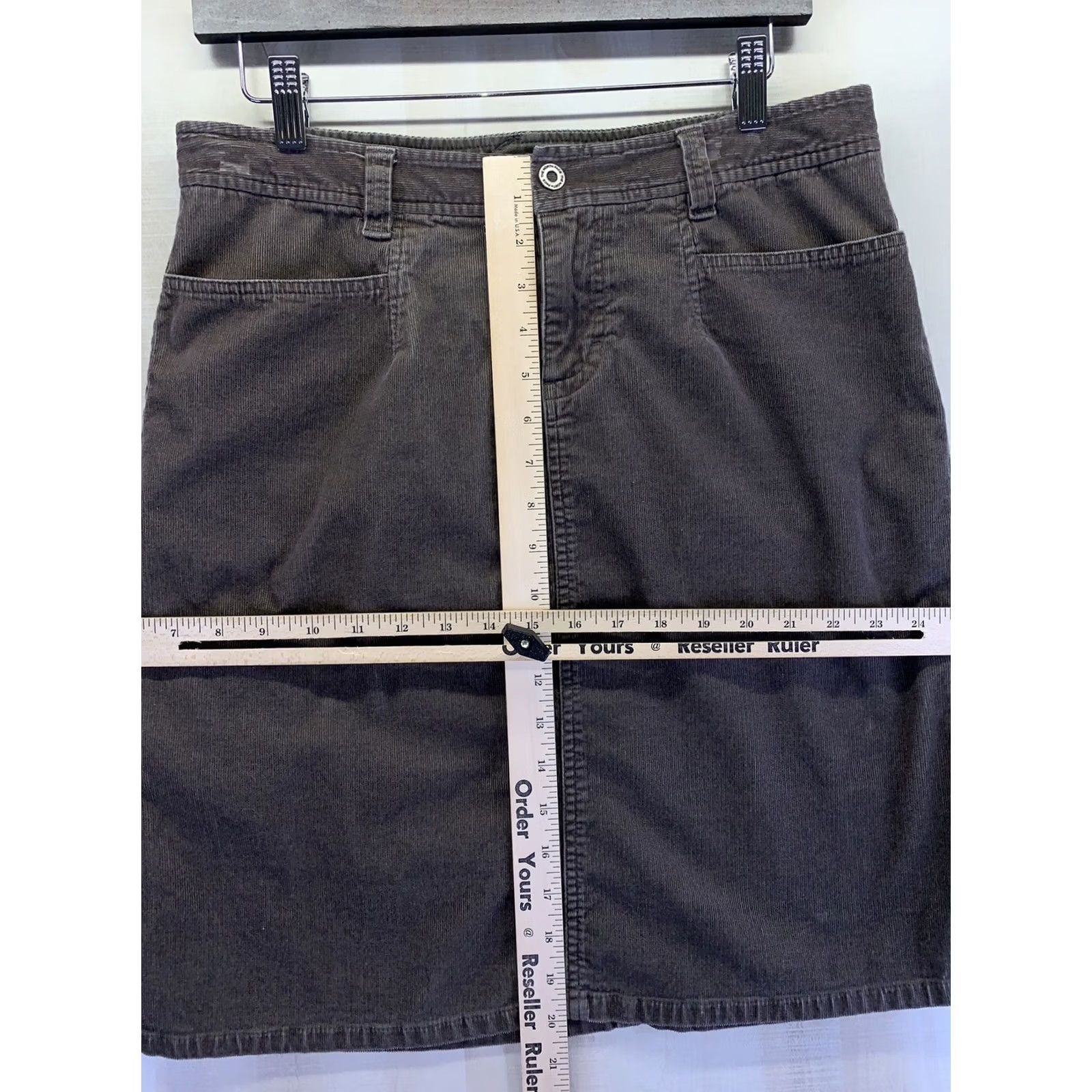 The North Face The North Face Weathered Brown Corduroy Stretch Skirt Womens Size 8-6497 Size 30" / US 8 / IT 44 - 3 Thumbnail