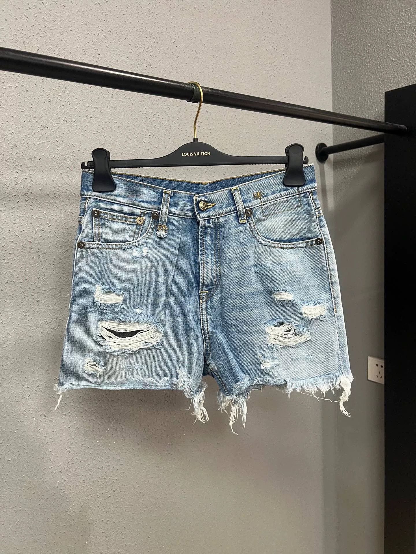 R13 R13 Distressed Denim Shorts Size 28" / US 6 / IT 42 - 1 Thumbnail