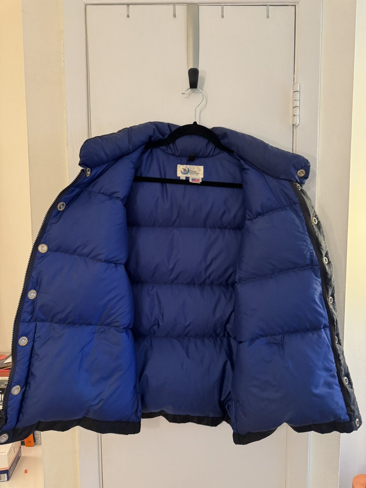 Crescent Down Works Crescent Down Works Puffer Vest Sz Large Nylon Black Size US L / EU 52-54 / 3 - 3 Thumbnail