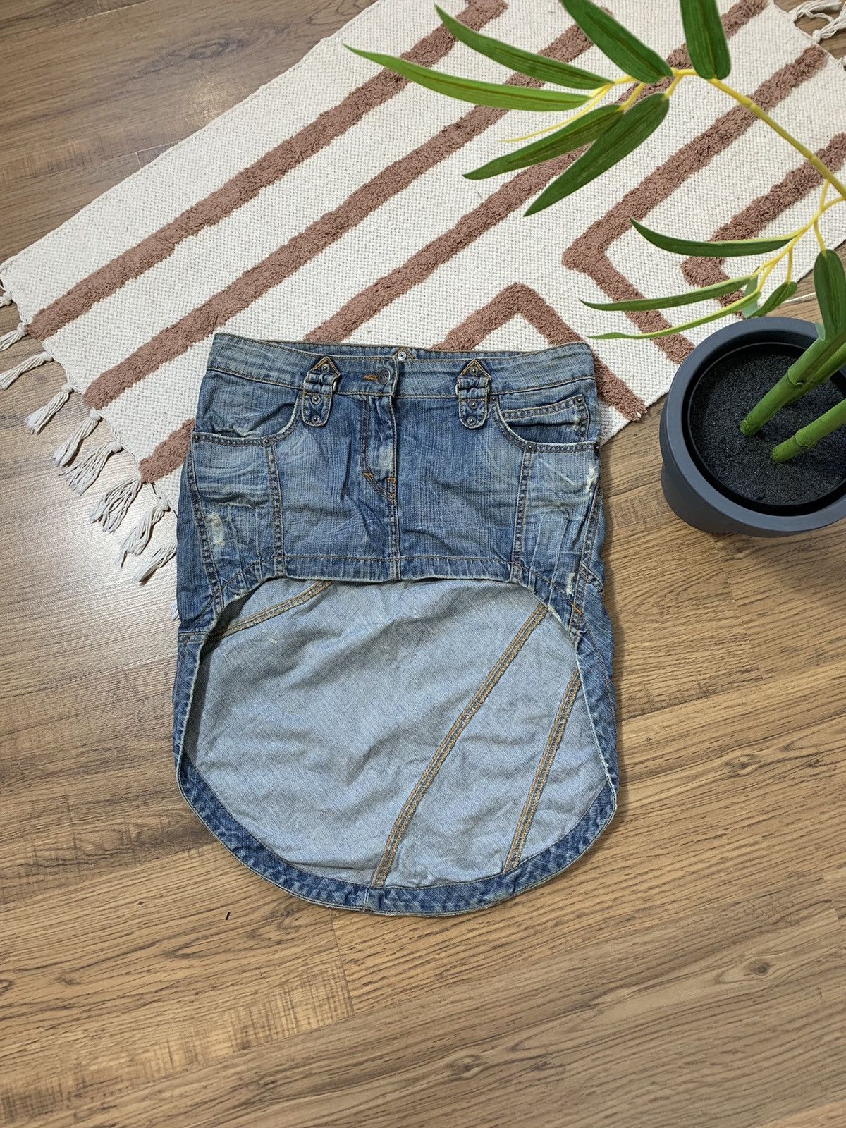 Vintage VINTAGE AVANT GARDE SEXY WOMAN MINI SKIRT Size 30" / US 8 / IT 44 - 5 Thumbnail