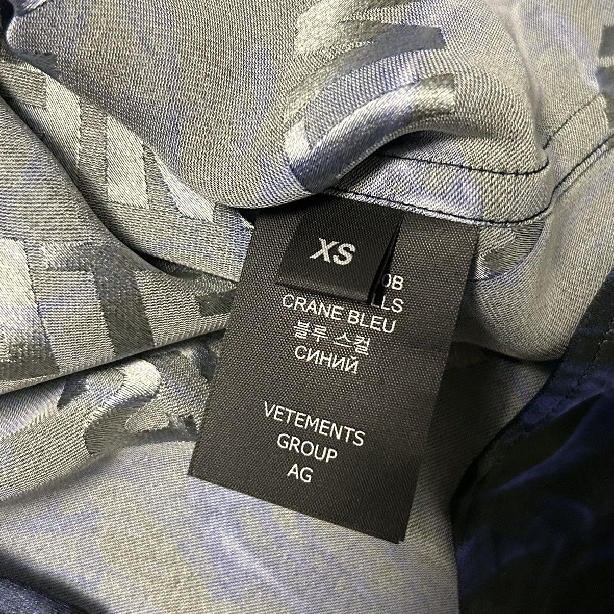 Vetements New Vetements Blue Skull Oversized Button Up Shirt Size XS Size US XS / EU 42 / 0 - 4 Thumbnail