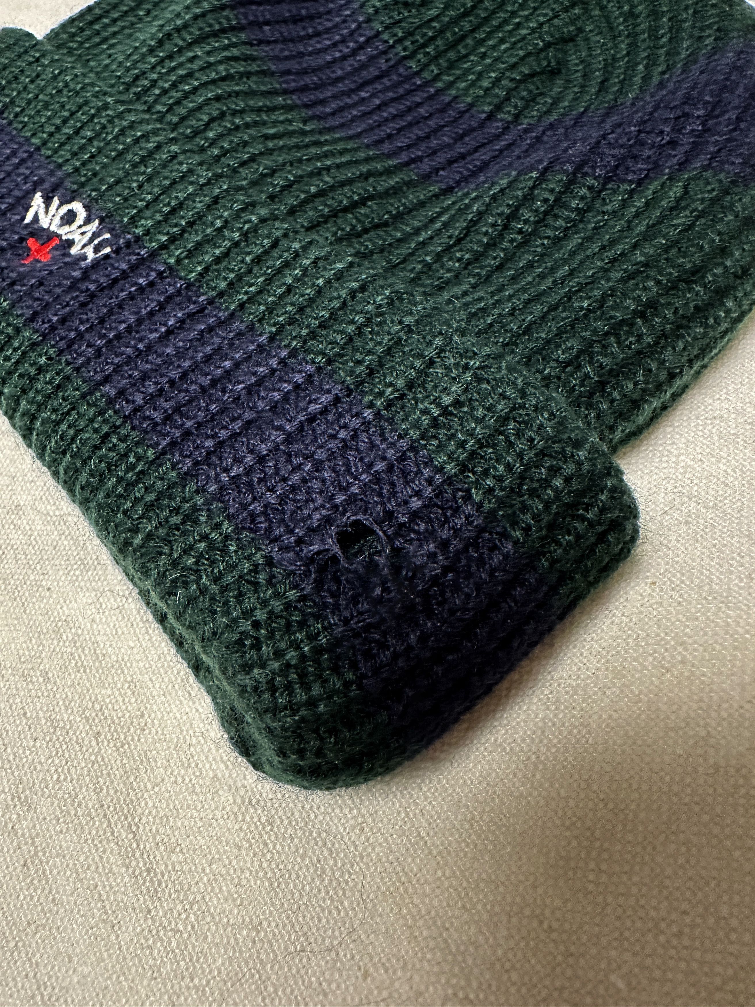 Noah Noah Core Logo Embroidered Knit Beanie - Navy / Green Size ONE SIZE - 3 Thumbnail