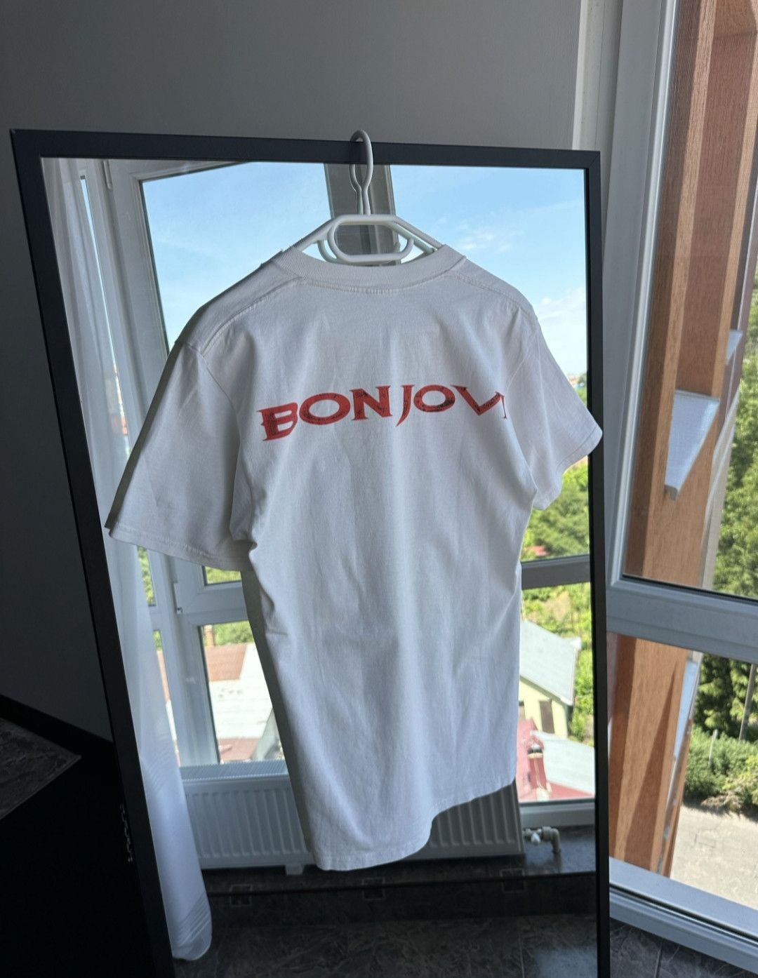Band Tees Vintage Bon Jovi t shirt Size US L / EU 52-54 / 3 - 3 Thumbnail