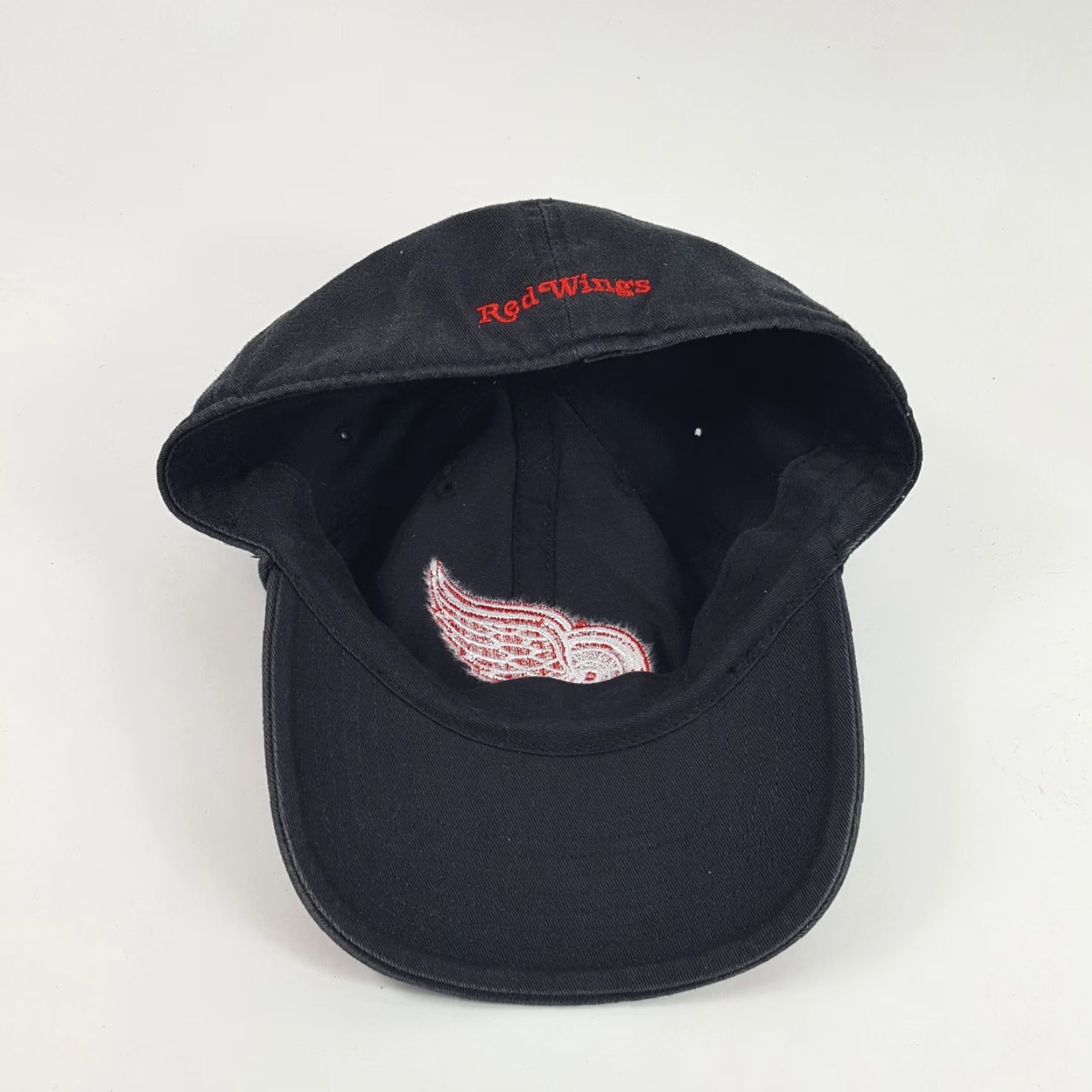 NHL VINTAGE ’47 Detroit Red Wings NHL Baseball Cap Hat Fitted Size M Black Twill Retro 90s Mens Size ONE SIZE - 6 Thumbnail