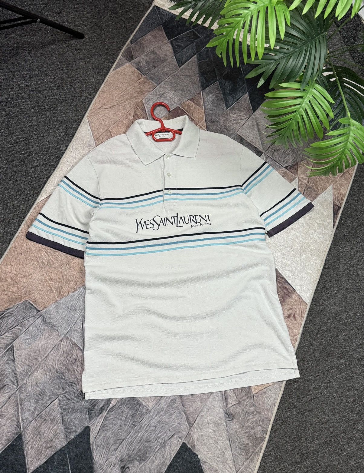 Yves Saint Laurent Ysl Yves Saint Laurent Polo Big logo Vintage Luxury T shirt Size US L / EU 52-54 / 3 - 1 Thumbnail
