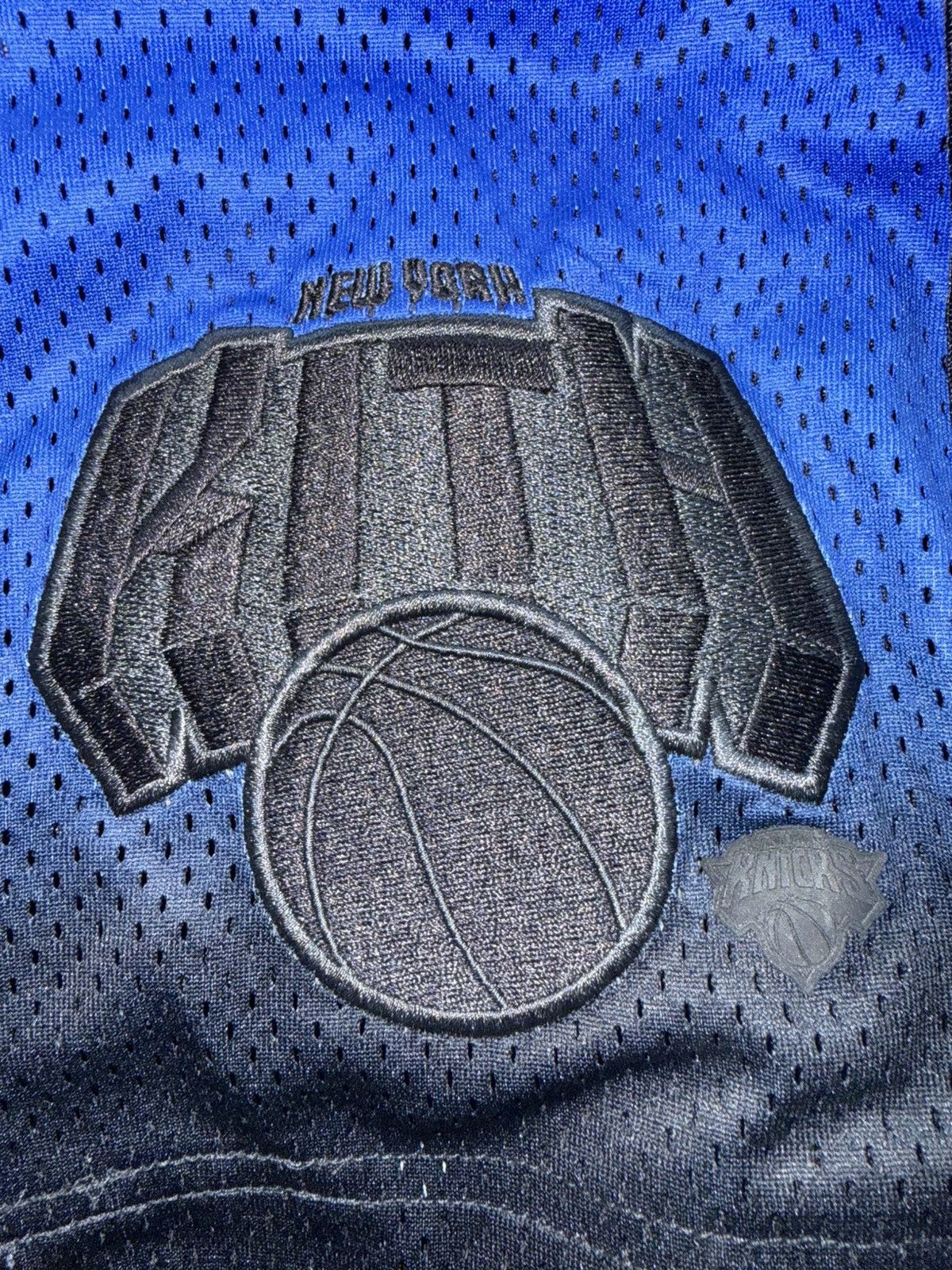 Kith × Nike Kith & Nike for New York Knicks Swingman Shorts (2020) (Med) Size US 32 / EU 48 - 8 Thumbnail