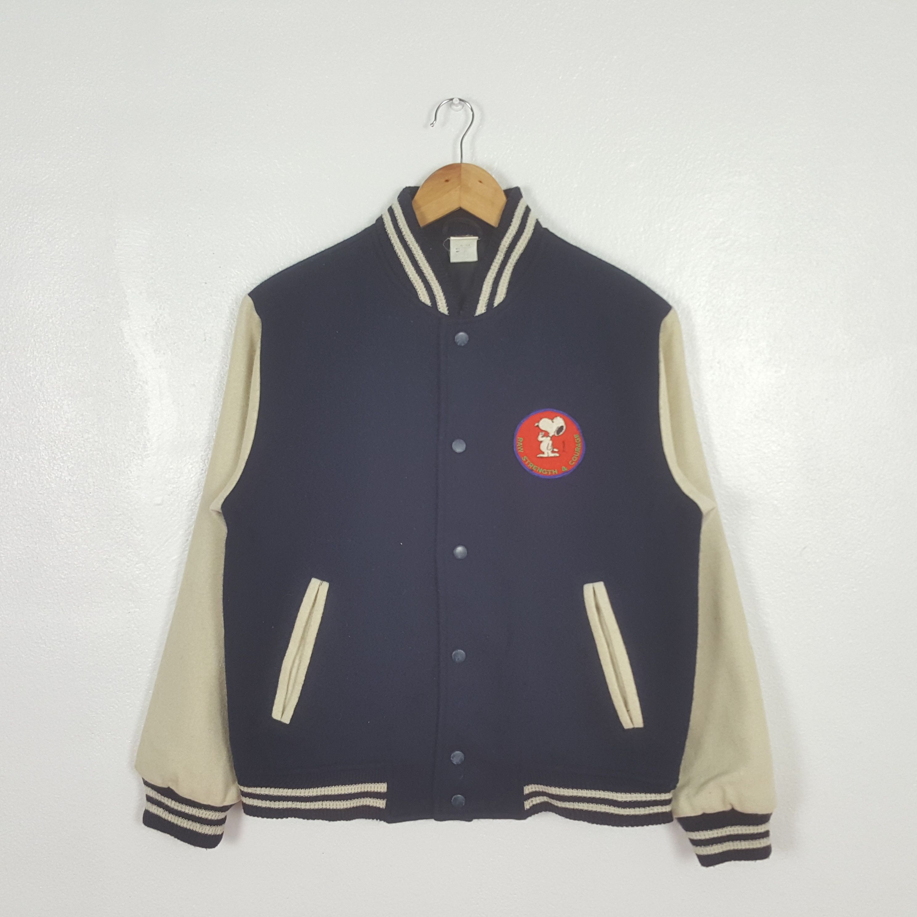 Vintage Vintage Snoopy Peanuts Varsity Jacket C308N28 Size US S / EU 44-46 / 1 - 1 Thumbnail