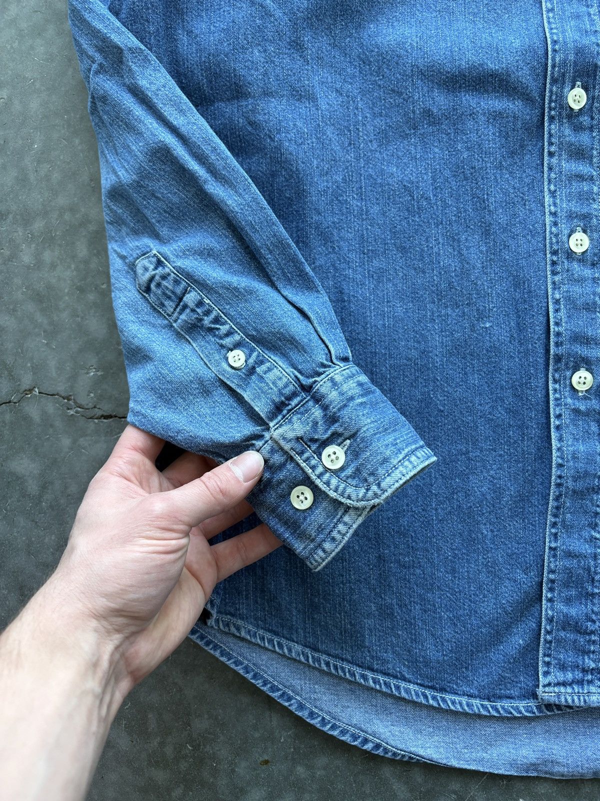 Gap Vintage Y2K Gap Denim Button Up Shirt Size US L / EU 52-54 / 3 - 6 Thumbnail