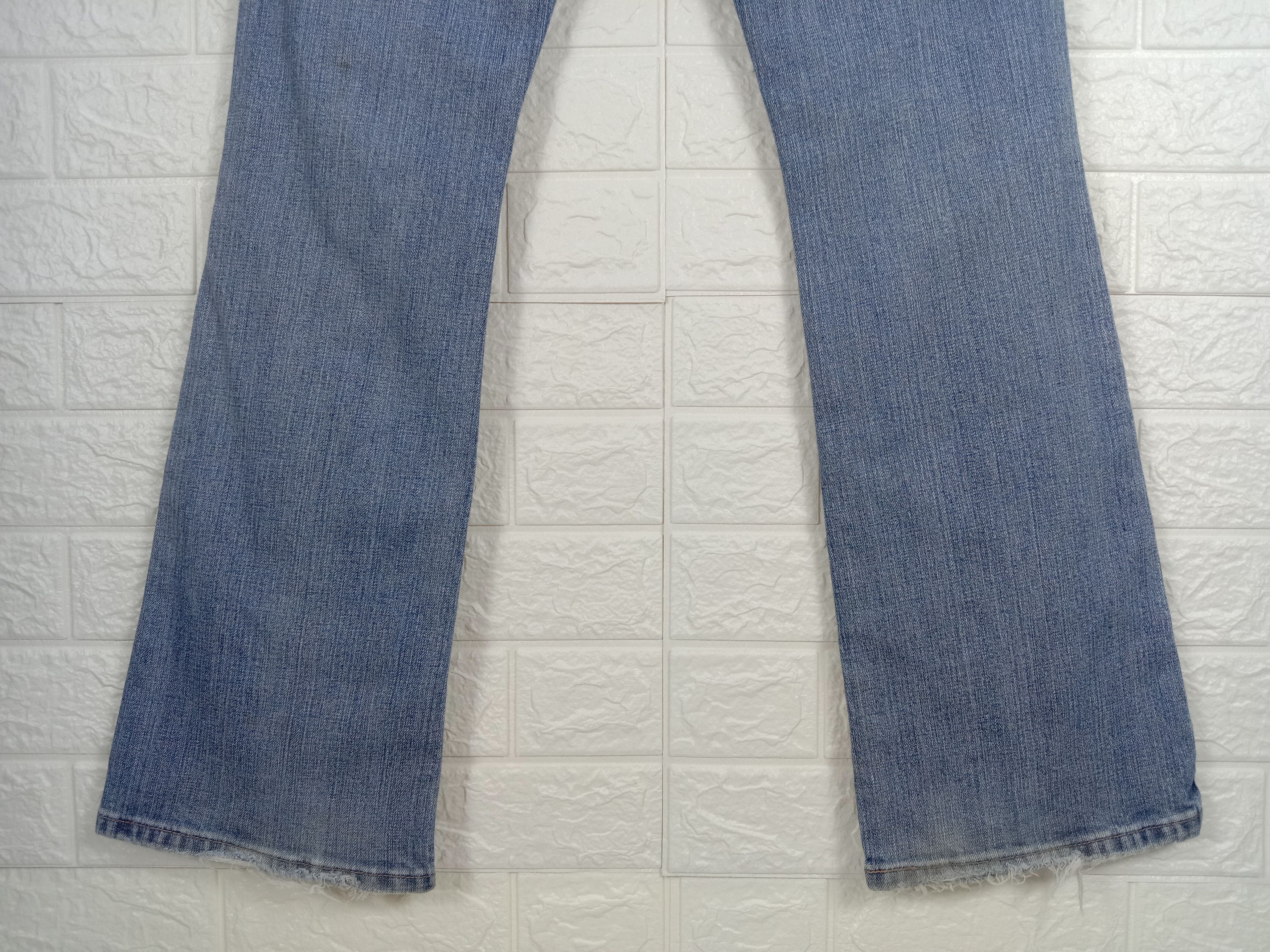 Levi's Vintage Levi's 524 Flare Jeans Faded Blue Denim Size 31" - 8 Thumbnail