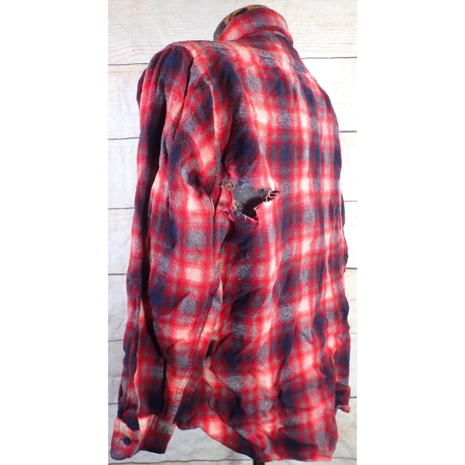 Pendleton VINTAGE Pendleton SHIRT M USA 60's shadow plaid ombré distressed wool 60s USA Shadow Plaid Size US M / EU 48-50 / 2 - 3 Thumbnail