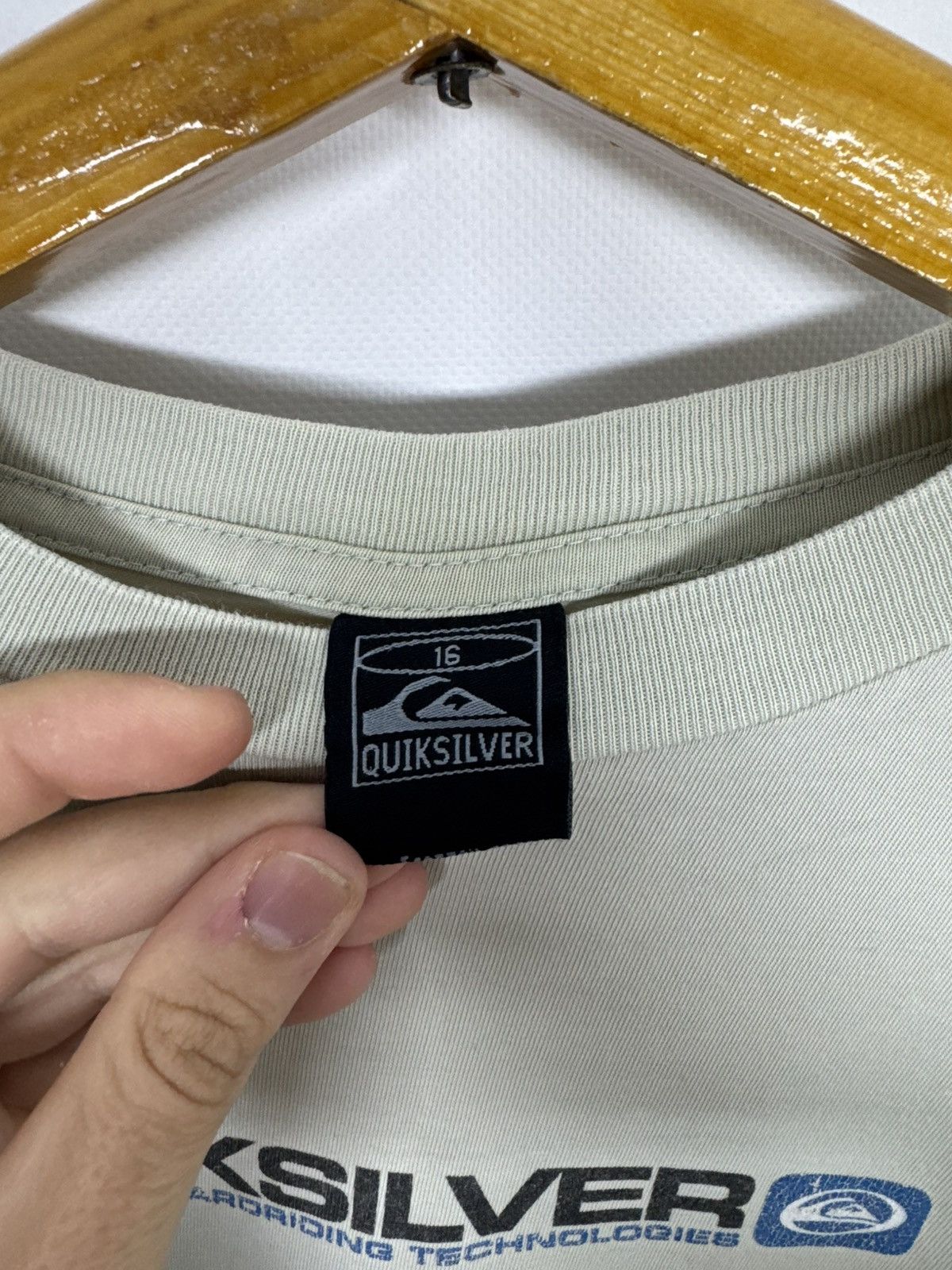 Quiksilver Vintage 90s Surf Quicksilver Big Logo Tee Size US S / EU 44-46 / 1 - 10 Thumbnail