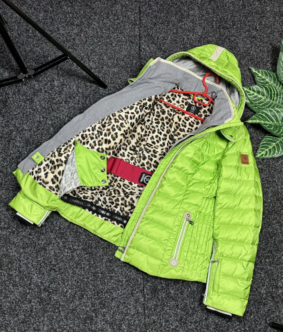 Bogner Bogner Down Jacket Puffer outdoor Japanese style size M Size M / US 6-8 / IT 42-44 - 22 Thumbnail