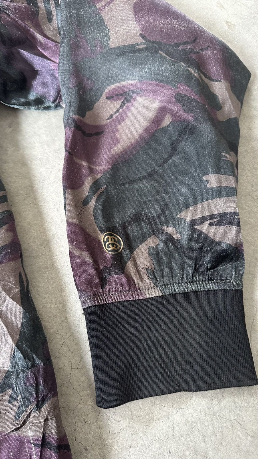Stussy VINTAGE STUSSY WINE CAMO SATIN BOMBER JACKET Size US XL / EU 56 / 4 - 9 Thumbnail