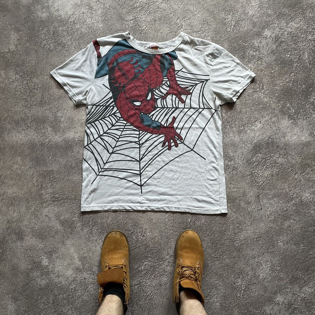 Vintage 90s Spider-Man Graphic Tee All Over Print Grunge M