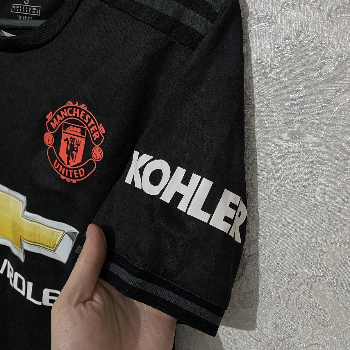 Vintage Adidas Manchester United Home Soccer Jersey 19/20 Size US S / EU 44-46 / 1 - 7 Thumbnail