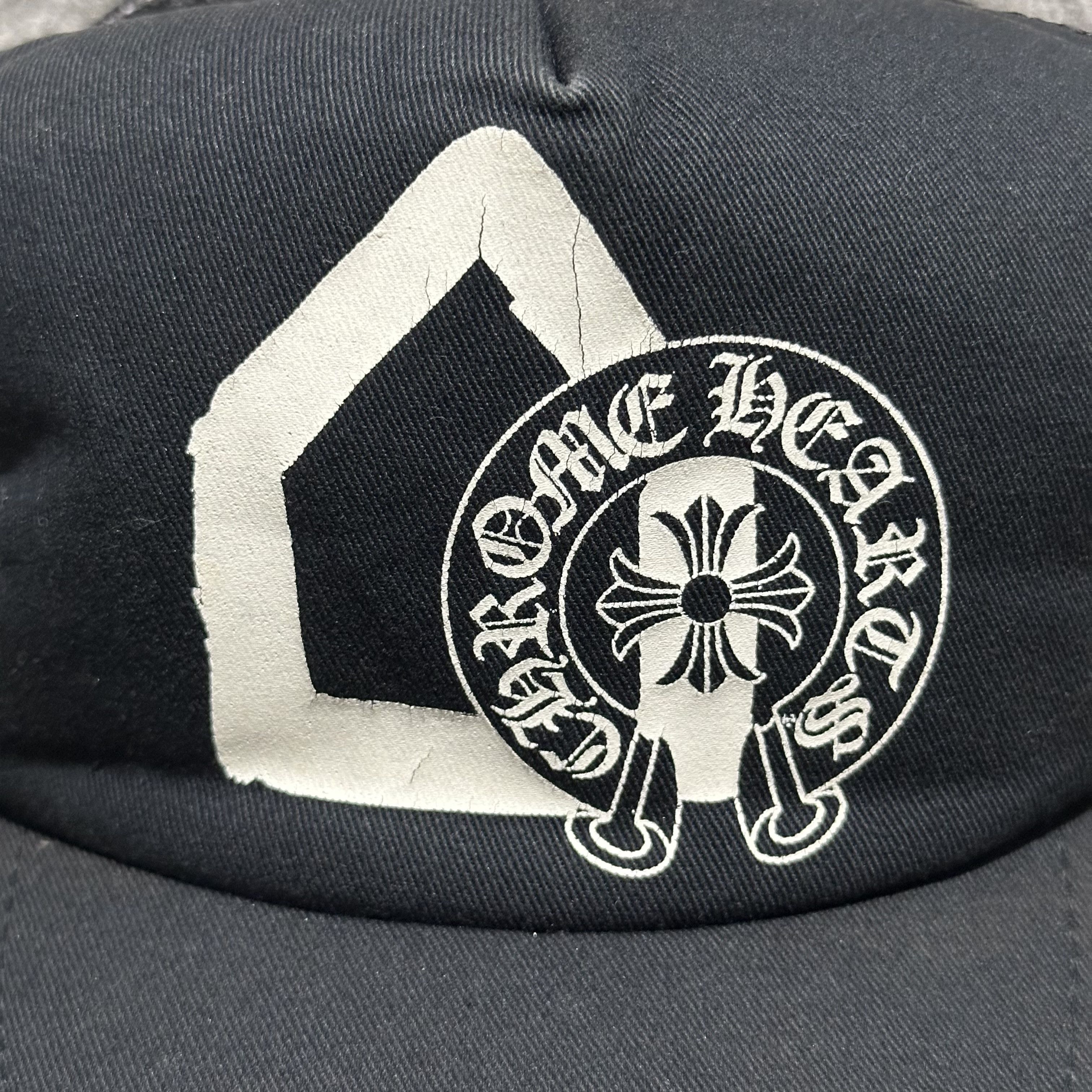 Chrome Hearts × Dover Street Market Chrome Hearts X Dover Street Market DSM Trucker Hats Size ONE SIZE - 2 Thumbnail