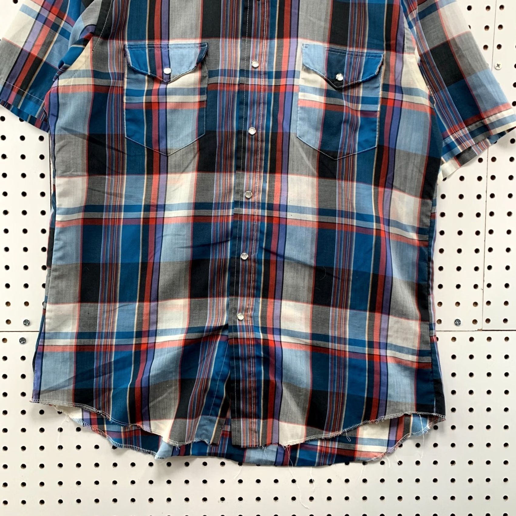 Wrangler VINTAGE Wrangler Snap Western Shirt Mens Large Blue Cowboy Cut Distressed 23x32 Size US L / EU 52-54 / 3 - 6 Thumbnail