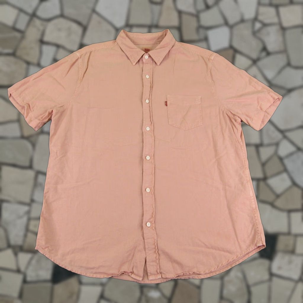 Levi's VINTAGE Levi's Button-Up Shirt Mens Large Pink Short Sleeve Pocket Red Tab Casual Sewn Logo Outdoor 90s Mens Size US L / EU 52-54 / 3 - 1 Thumbnail