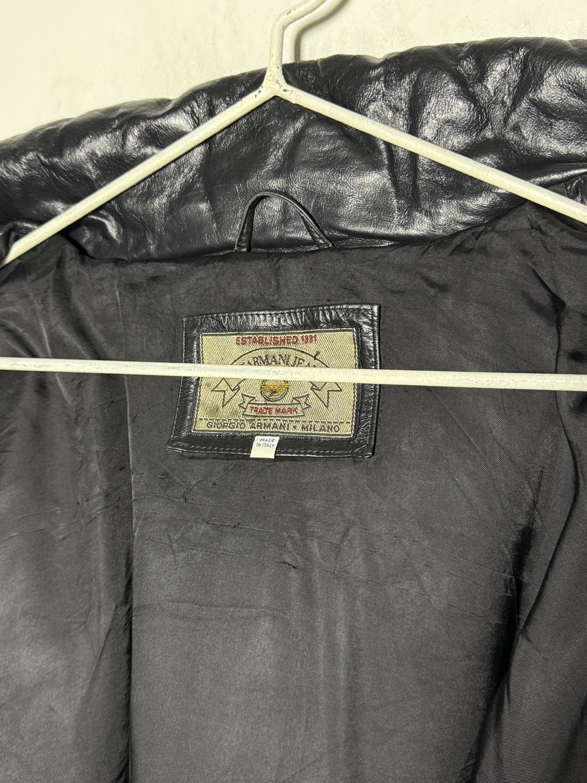 Giorgio Armani Vintage Armani black leather puffer jacket Size US M / EU 48-50 / 2 - 13 Thumbnail