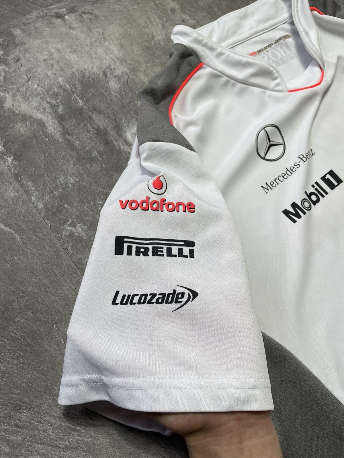Mercedes-Benz Vodafone Mercedes Benz McLaren Formula 1 Racing Hugo Boss Size US XL / EU 56 / 4 - 4 Thumbnail