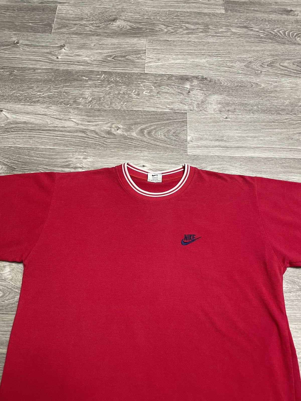 Nike Vintage Nike Red T-Shirt 90s Size M Size US M / EU 48-50 / 2 - 2 Thumbnail