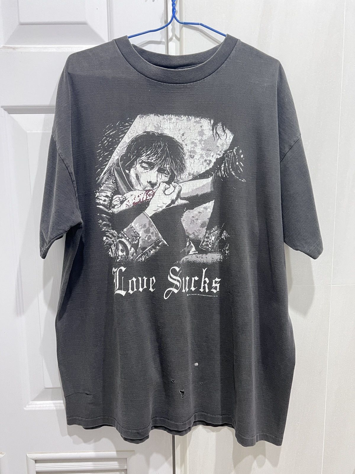 Expert Horror Vintage 90s FashionVictim LoveSucks Vampire Thrashed Faded Size US XL / EU 56 / 4 - 3 Thumbnail