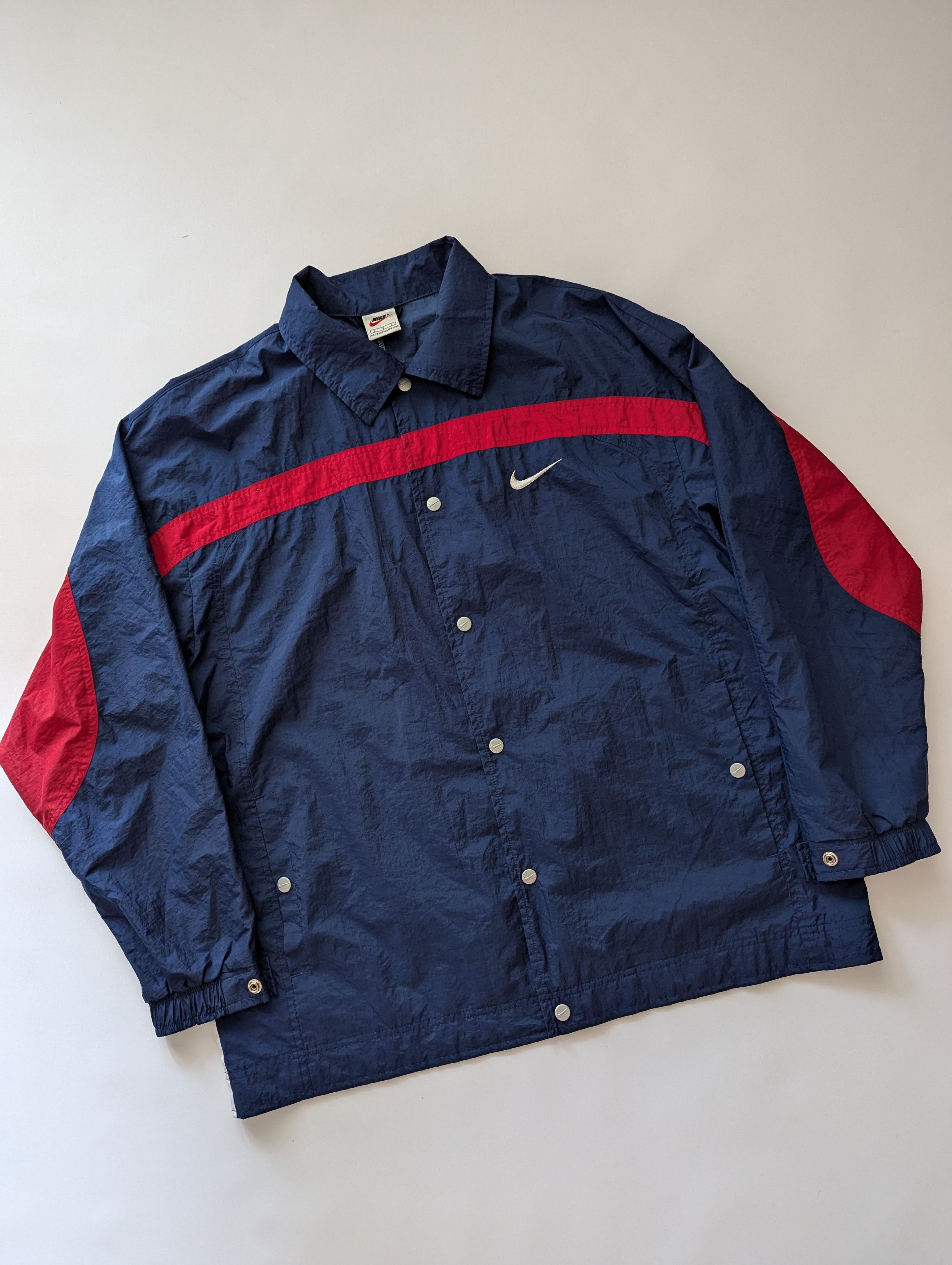 Nike × Vintage Nike Vintage Windbreaker Nylon Jacket Size US L / EU 52-54 / 3 - 1 Thumbnail