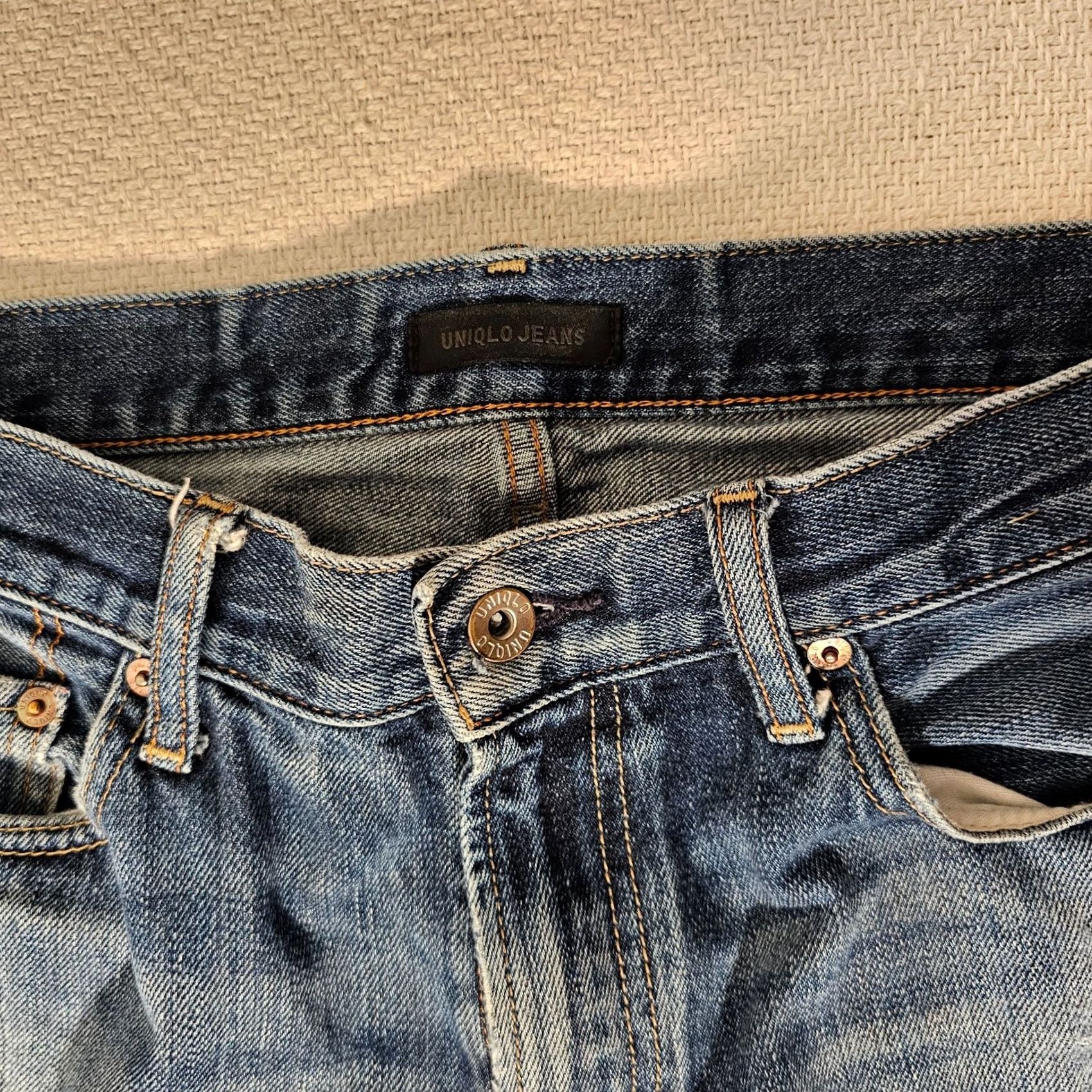 Uniqlo UNIQLO Jeans Men 30x32 Blue Medium Wash Distressed Cotton Denim Slim Straight 5-Pocket Belt Loops Vintage No Womens Mens Size US 30 / EU 46 - 3 Thumbnail