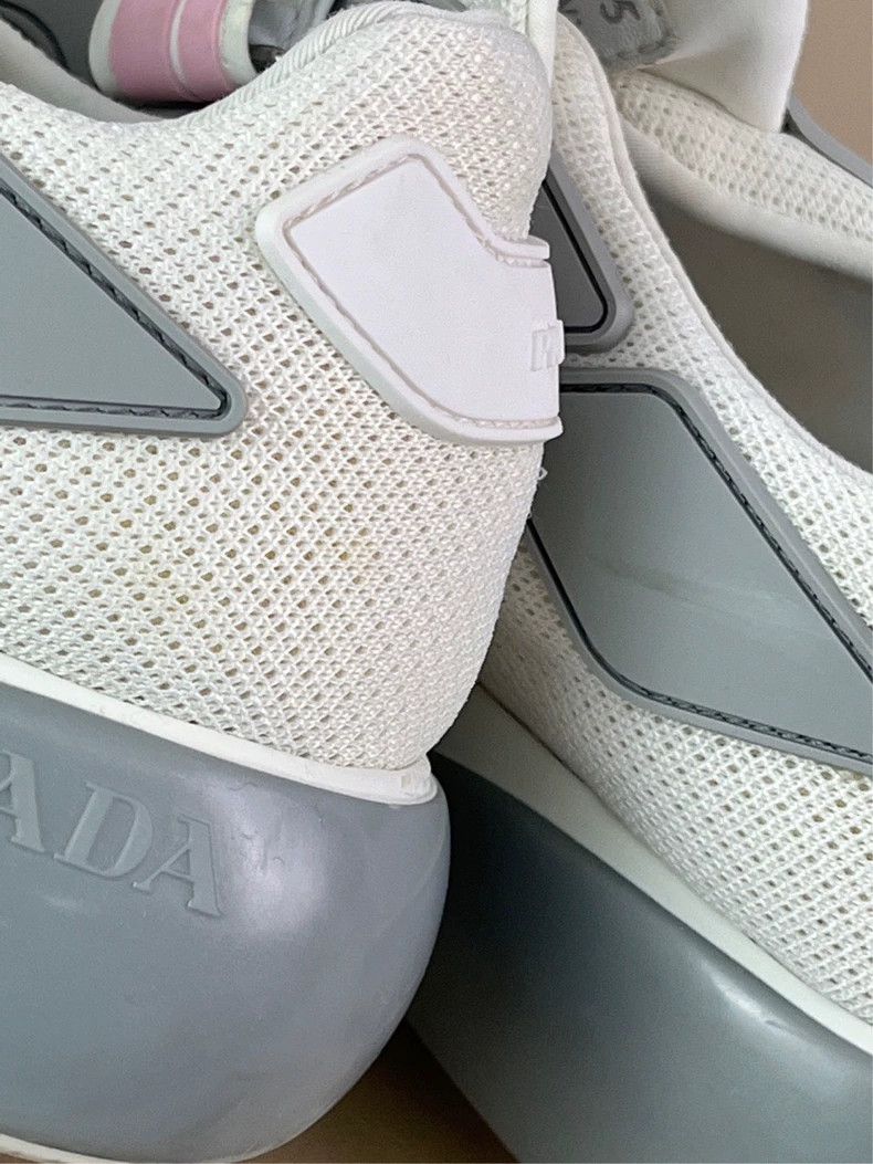Prada Prada Size 35 White mesh Velcro small white shoes Sneakers Size US 4 / IT 34 - 7 Thumbnail