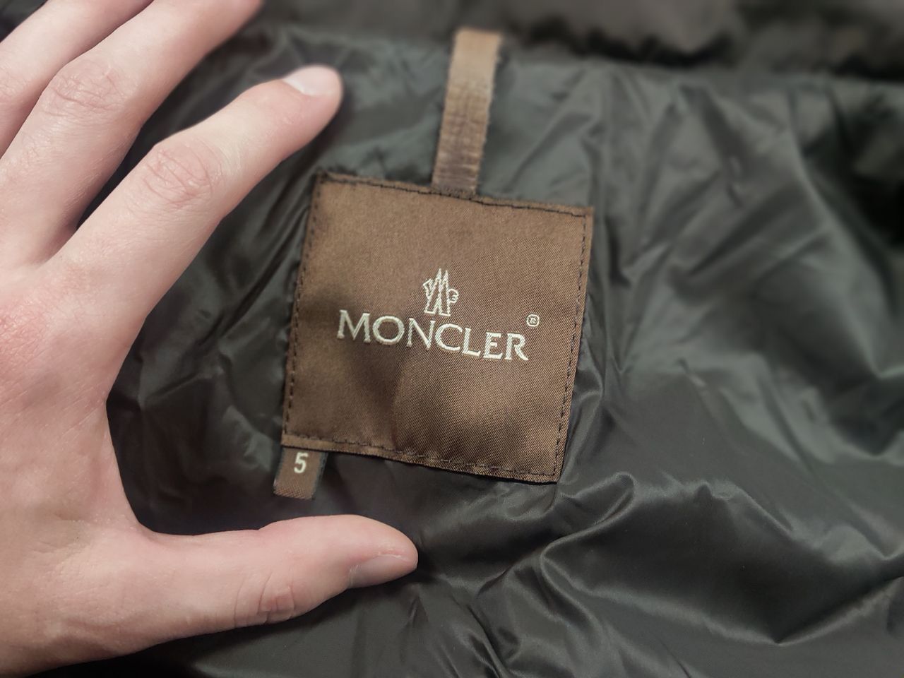 Moncler Vintage 90's Moncler authentic quilted Down Long Jacket Size XL / US 12-14 / IT 48-50 - 13 Thumbnail