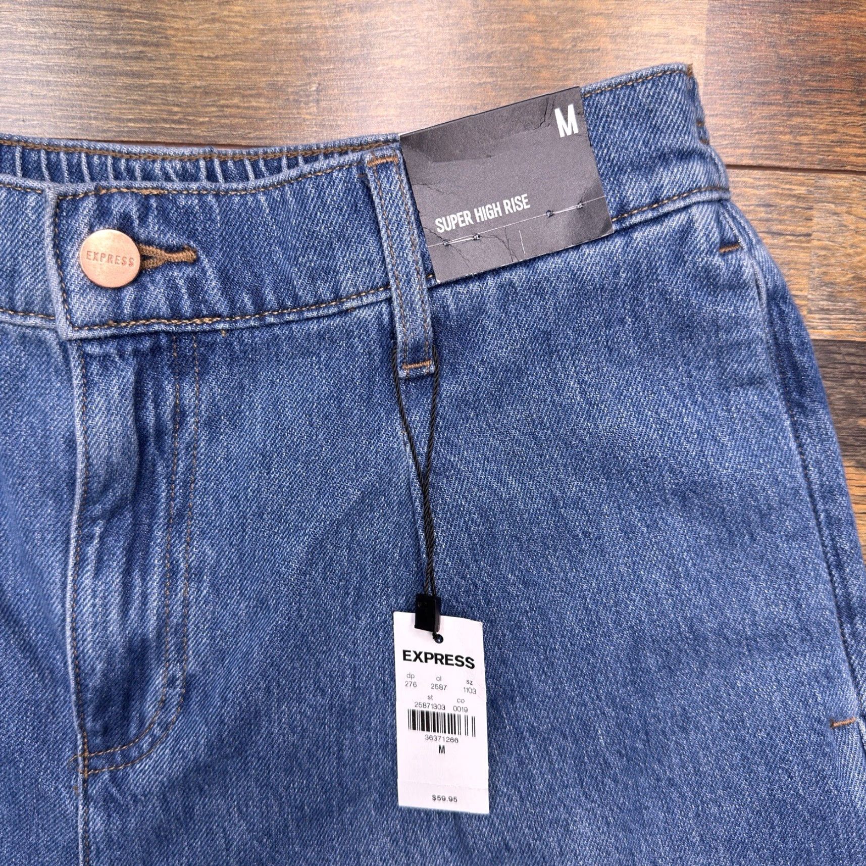Express Express Denim Shorts Womens Medium Pleated Stretch High Rise Short Size 32" / US 10 / IT 46 - 3 Thumbnail