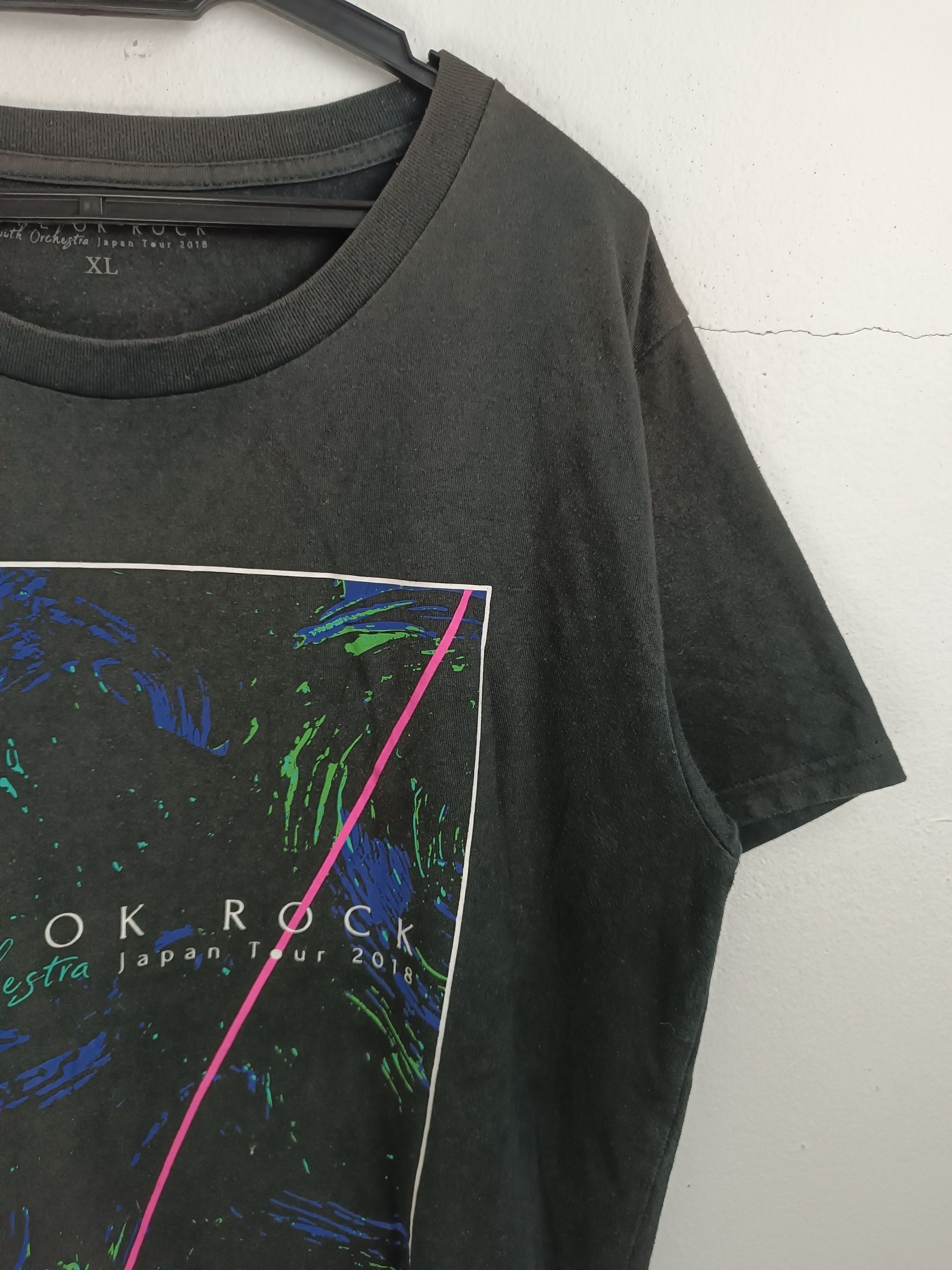 Band Tees THRASHED FADED VINTAGE ONE OK ROCK TOUR TEE radwimps gnu Size US L / EU 52-54 / 3 - 6 Thumbnail