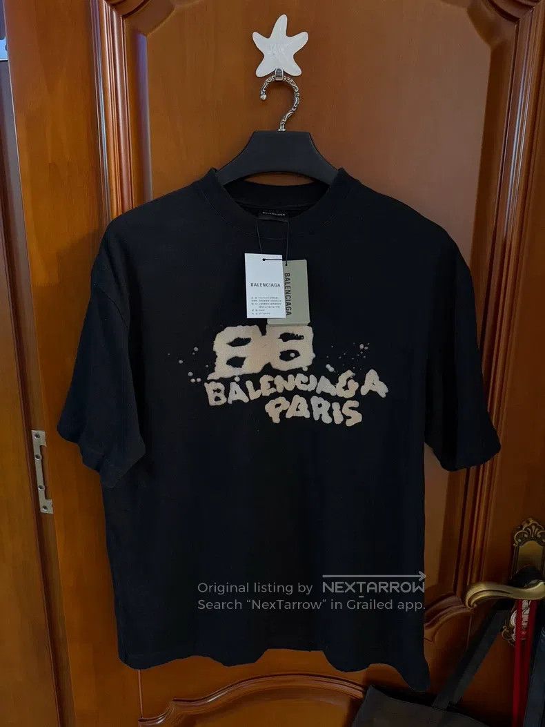 Balenciaga Balenciaga Splatter Logo Short Sleeve Size US S / EU 44-46 / 1 - 1 Thumbnail