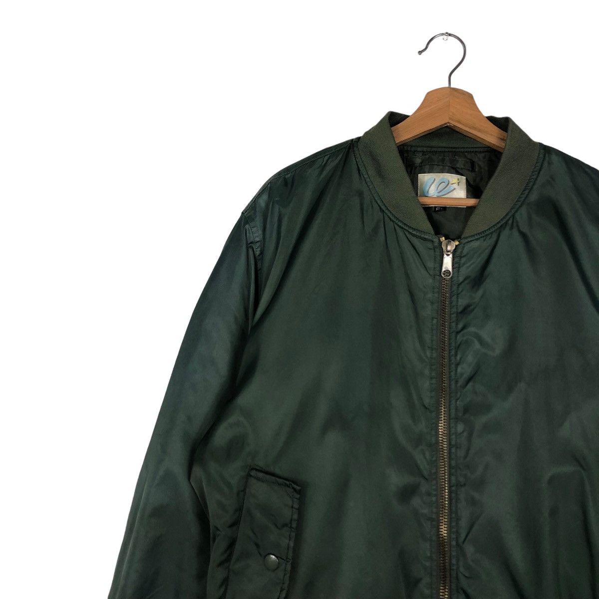 Japanese Brand 🔥Riot Riot Vintage Fly Bomber Jacket World Island Japan Size US L / EU 52-54 / 3 - 7 Thumbnail