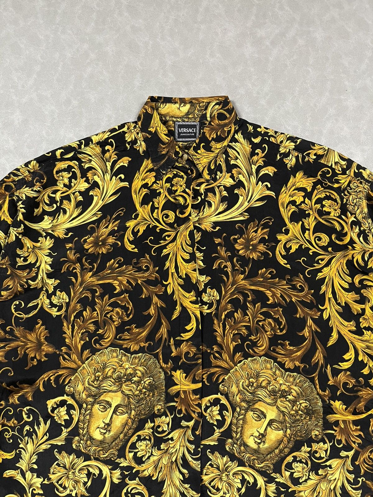 Versace Jeans Couture 90s Versace baroque silk Size US L / EU 52-54 / 3 - 4 Thumbnail