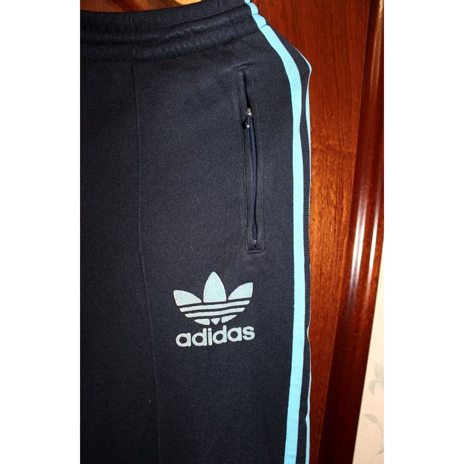 Adidas VINTAGE Adidas Pants Blue with blue stripes Track sport Pants - size 40 Size US 40 / EU 56 - 2 Thumbnail