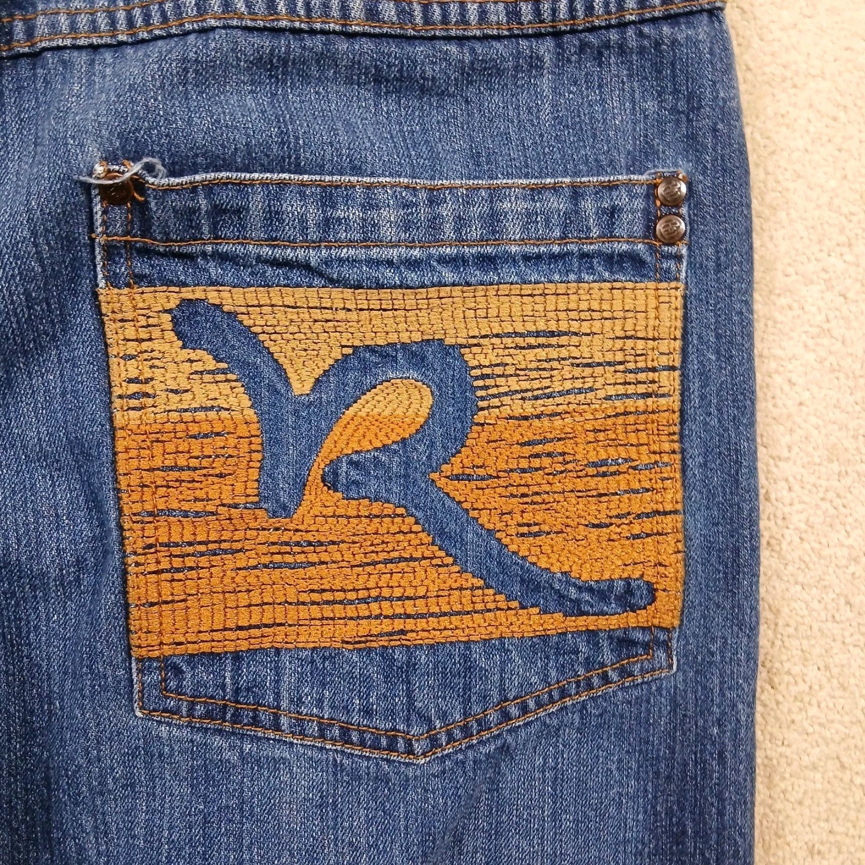 Rocawear VINTAGE Rocawear Jeans Mens 34x32 Baggy 5-Pocket Embroidered Pocket Blue Denim JNCO Y2K Hip Hop Mens Size US 34 / EU 50 - 6 Thumbnail