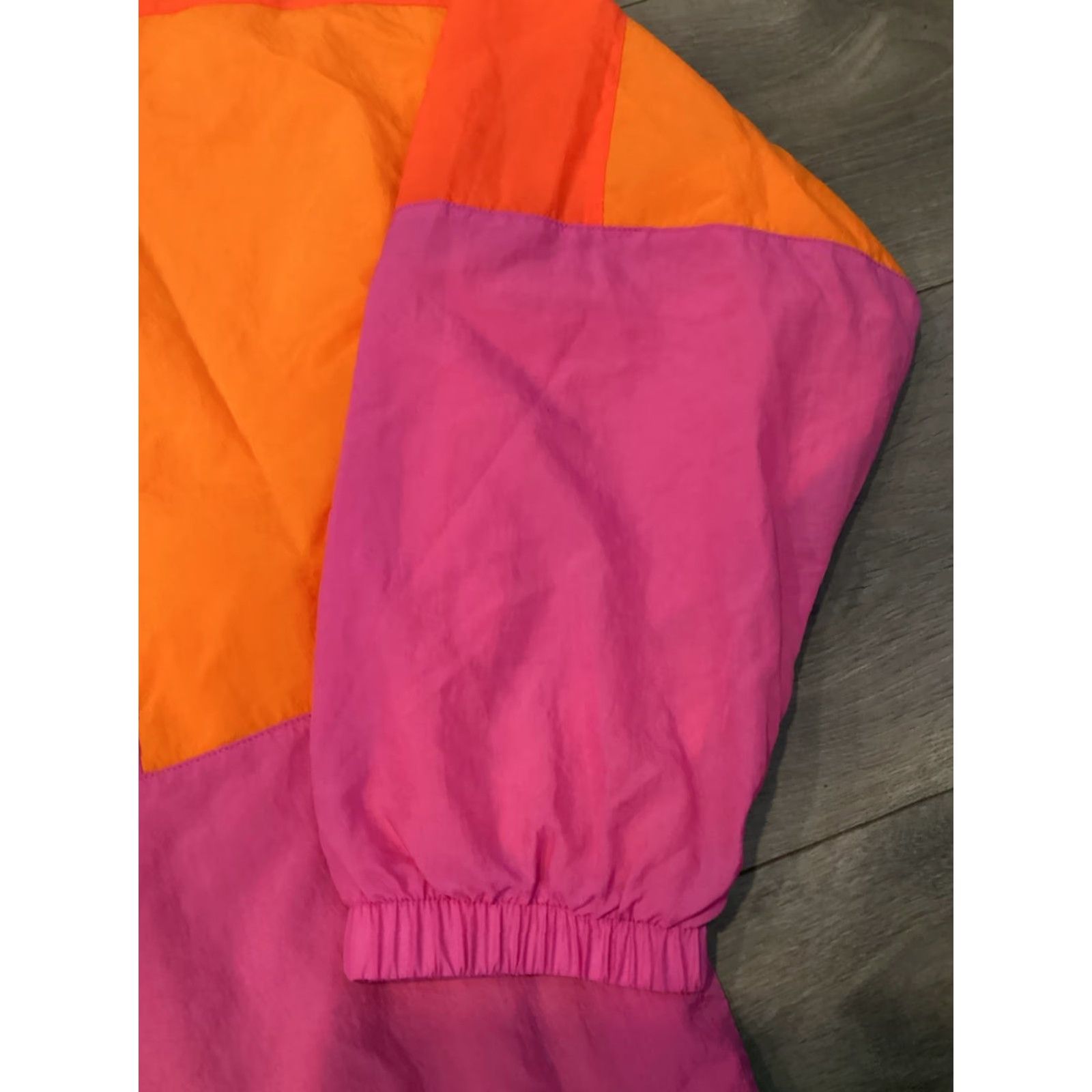 Nike VINTAGE Nike NSW Crewneck Windbreaker Jacket XL Purple Orange/Pink Mens Size US XL / EU 56 / 4 - 4 Thumbnail