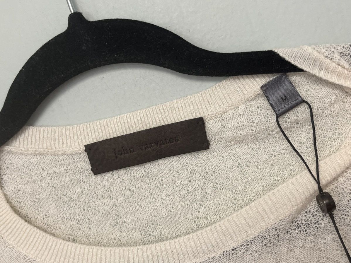 John Varvatos Cashmere Sweater. Size medium Size US M / EU 48-50 / 2 - 5 Thumbnail